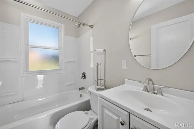 $174,900 | 10335 St Joan Lane, St. Ann, MO 63074