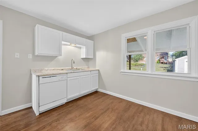 $174,900 | 10335 St Joan Lane, St. Ann, MO 63074