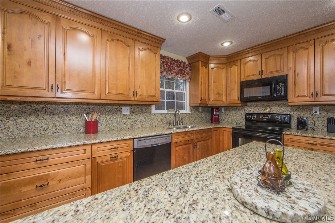 17410 Le Master Road Petersburg, VA 23803 - Photo 12 of 48 Gallery Image 12