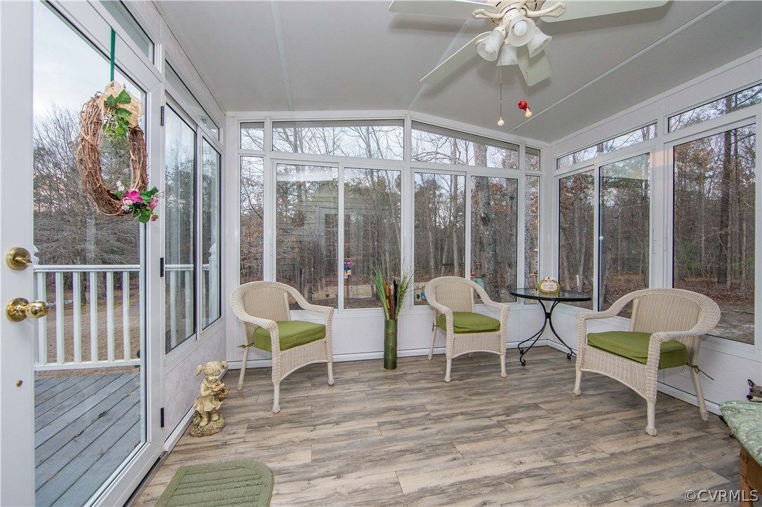 17410 Le Master Road Petersburg, VA 23803 - Photo 28 of 48 Sunroom