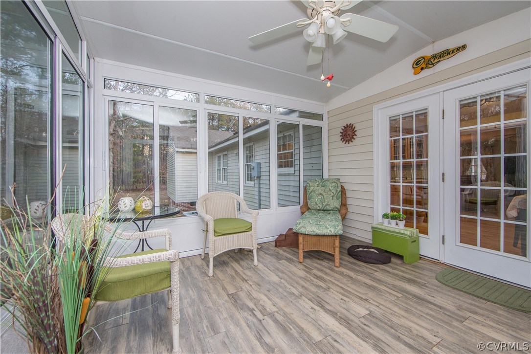 17410 Le Master Road Petersburg, VA 23803 - Photo 29 of 48 Sunroom