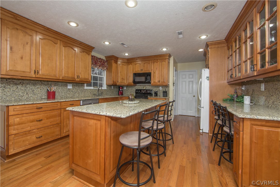 17410 Le Master Road Petersburg, VA 23803 - Photo 9 of 48 Beautifully renovated Kitchen with new cabinets &