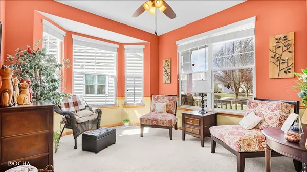 $389,900 | 106 River Run Court, Oswego, IL 60543
