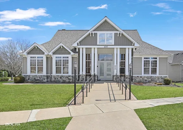 $389,900 | 106 River Run Court, Oswego, IL 60543