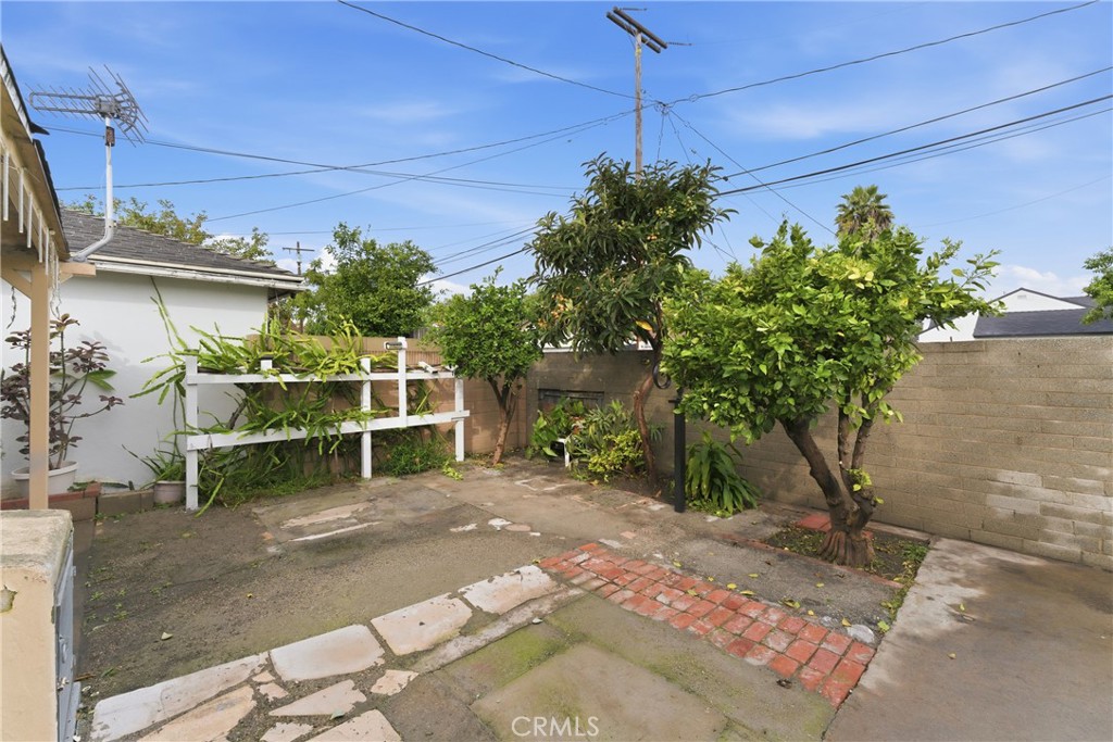 1917 East Harding Street Long Beach, CA 90805 - Photo 27 of 28