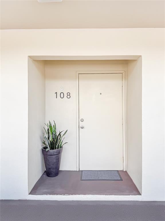 2350 Northeast 14th Street Causeway, Unit 108 Pompano Beach, FL 33062 - Photo 32 of 38 a view of a small space