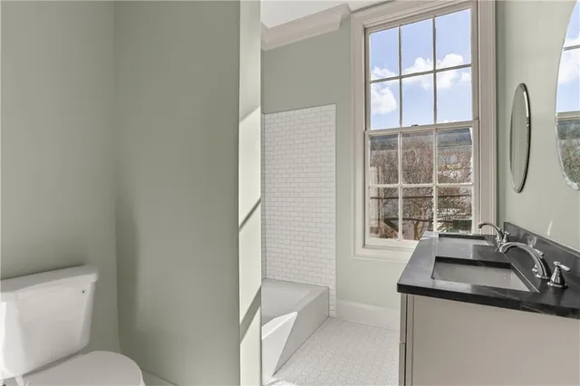 $2,095 | 244 Olivier Street, Unit 2B, New Orleans, LA 70114