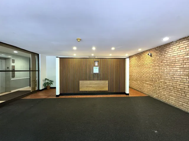 $160,000 | 5600 Hillcrest Lane, Unit 1K, Lisle, IL 60532