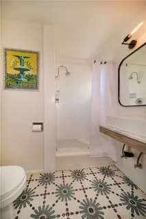 $4,298,000 | 933 Coast View Drive, Laguna Beach, CA 92651