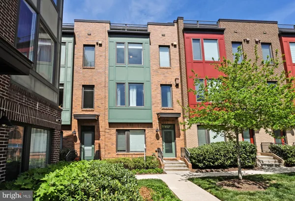 $4,600 | 8337 Looking Glass Way, Fairfax, VA 22031