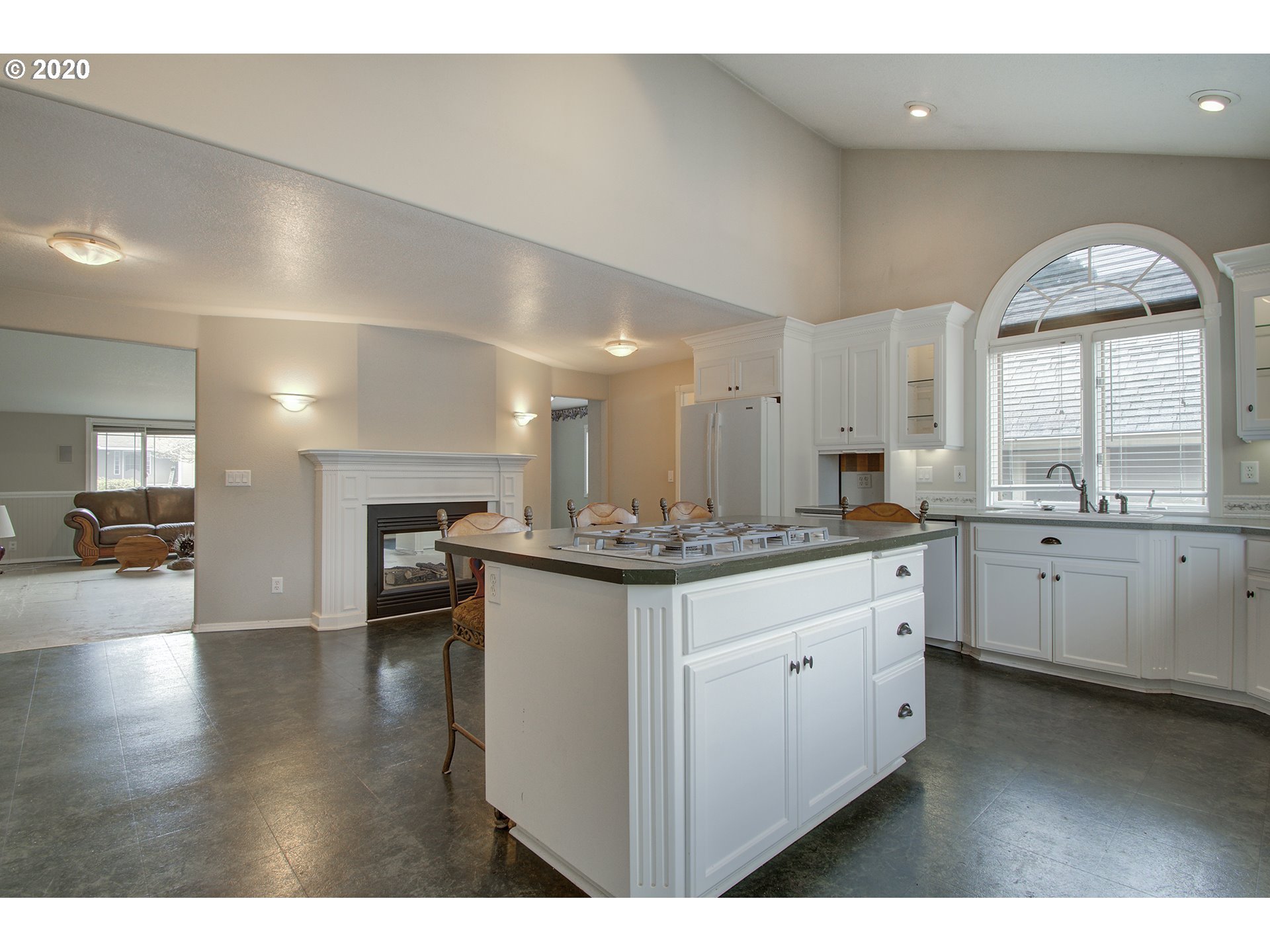 655 Warner Parrott Road Oregon City, OR 97045 - Photo 7 of 32 Gallery Image 7