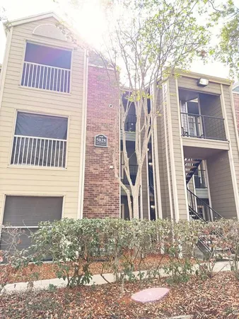 $1,350 | 5028 Park Central Drive, Unit 2133, Orlando, FL 32839