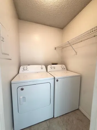 $1,350 | 5028 Park Central Drive, Unit 2133, Orlando, FL 32839