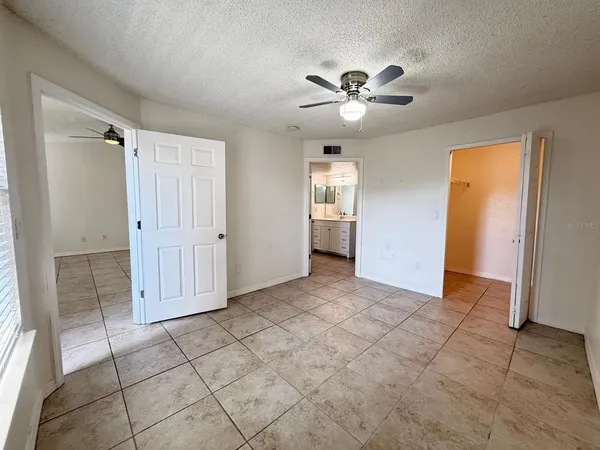 $1,350 | 5028 Park Central Drive, Unit 2133, Orlando, FL 32839