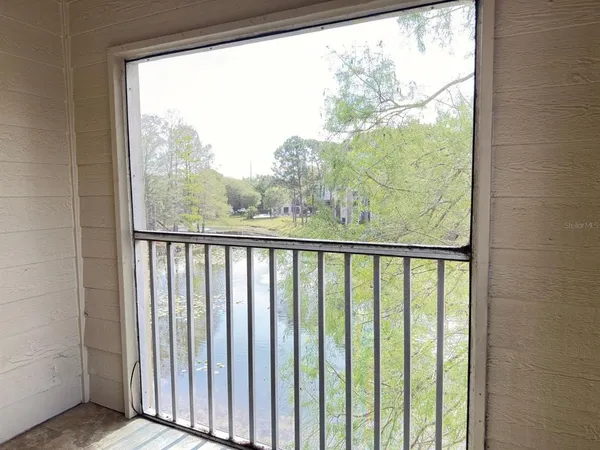 $1,350 | 5028 Park Central Drive, Unit 2133, Orlando, FL 32839