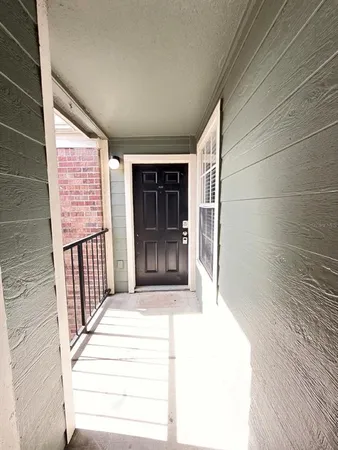 $1,350 | 5028 Park Central Drive, Unit 2133, Orlando, FL 32839