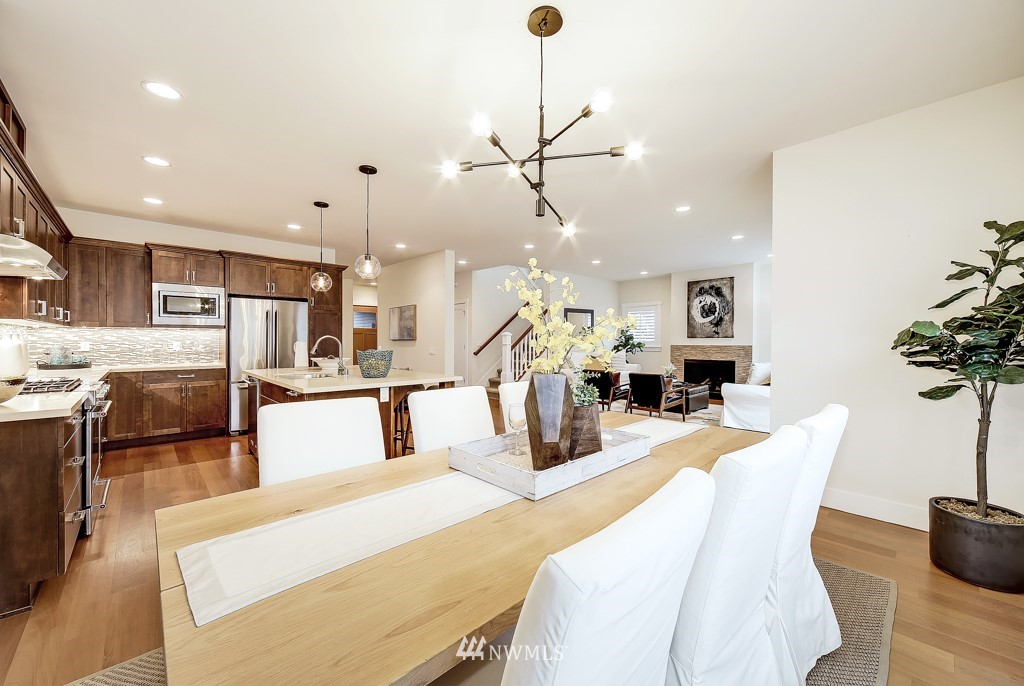 3915 Southwest 97th Street Seattle, WA 98136 - Photo 11 of 25 Gallery Image 11