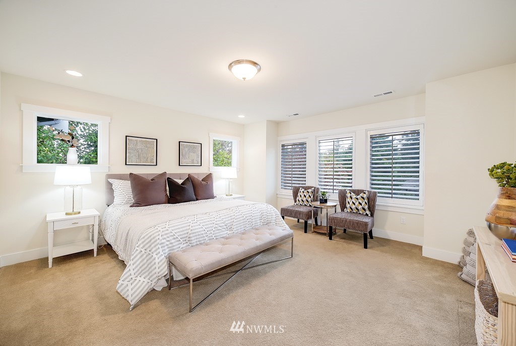 3915 Southwest 97th Street Seattle, WA 98136 - Photo 17 of 25 Gallery Image 17