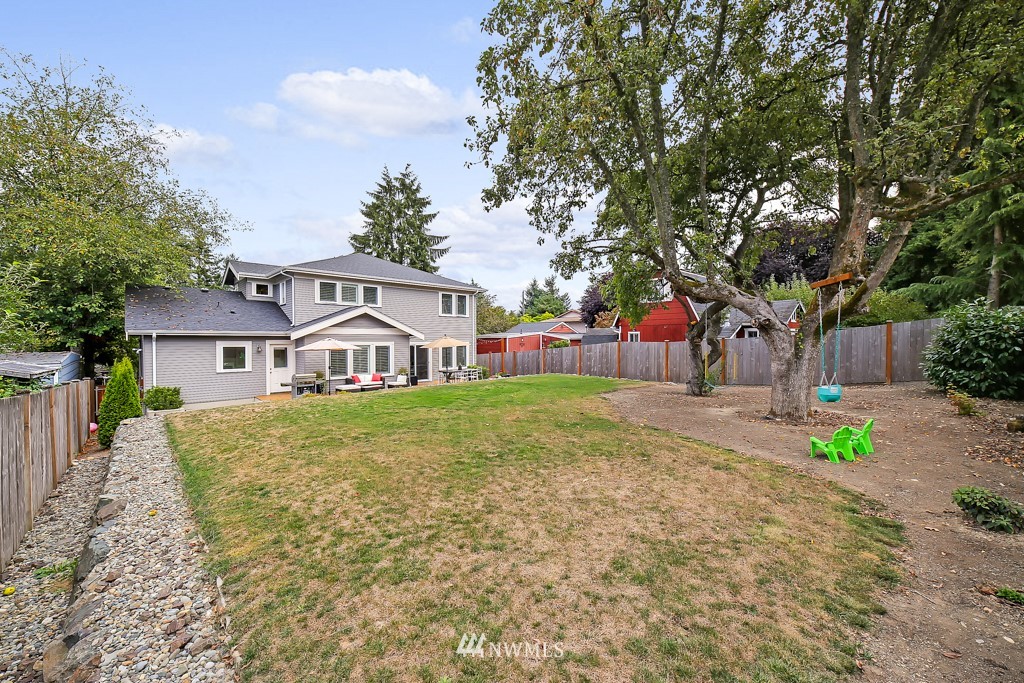 3915 Southwest 97th Street Seattle, WA 98136 - Photo 23 of 25 Gallery Image 23