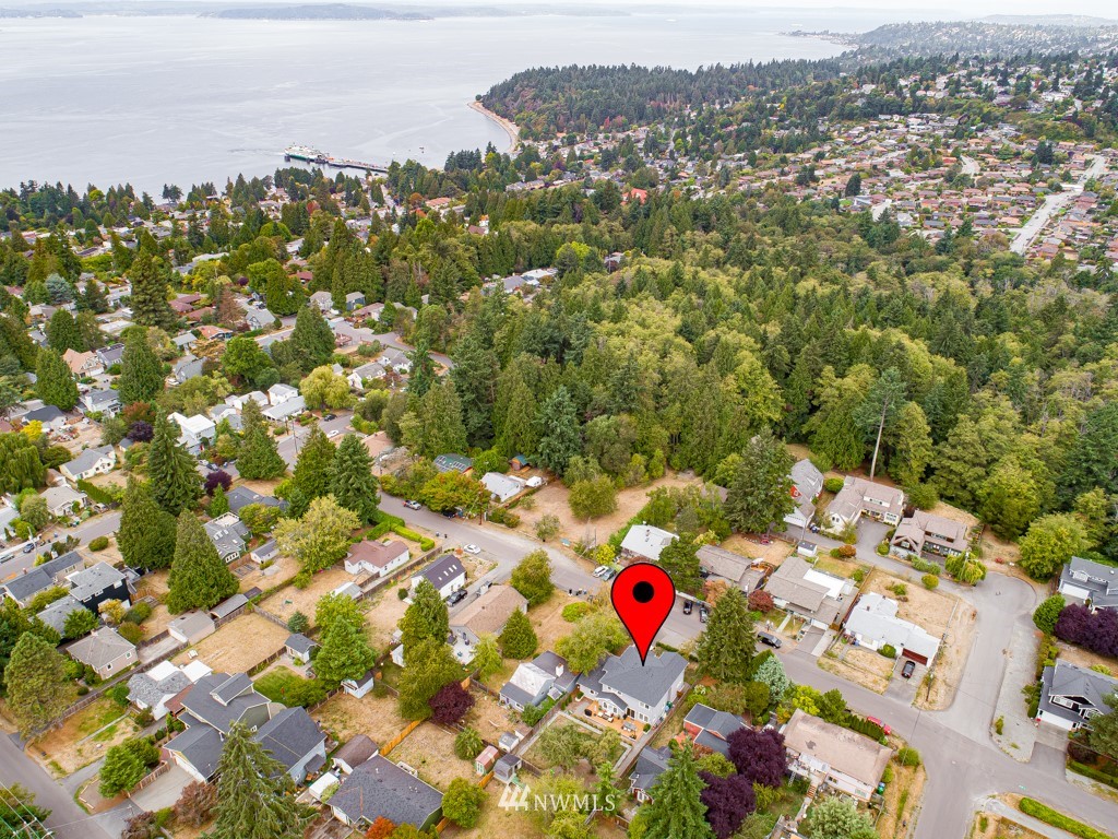 3915 Southwest 97th Street Seattle, WA 98136 - Photo 25 of 25 Gallery Image 25