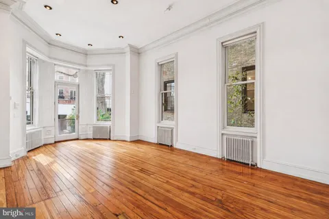 $3,800,000 | 2106 Spruce Street, Philadelphia, PA 19103