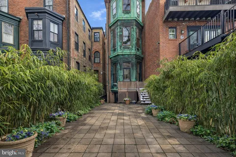 $3,800,000 | 2106 Spruce Street, Philadelphia, PA 19103