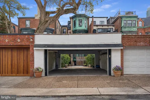 $3,800,000 | 2106 Spruce Street, Philadelphia, PA 19103
