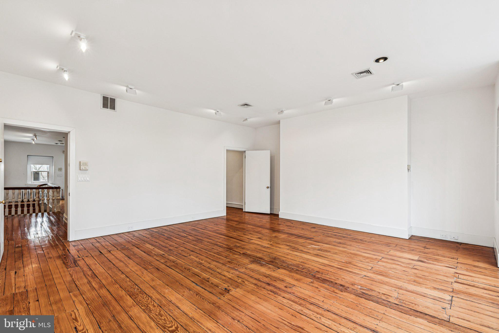 2106 Spruce Street Philadelphia, PA 19103 - Photo 45 of 50