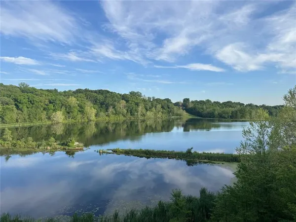 $695,000 | 7017 Waters Edge Drive, Parkville, MO 64152