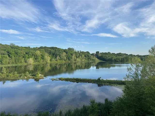 $695,000 | 7017 Waters Edge Drive, Parkville, MO 64152