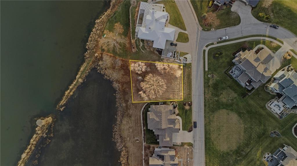 7017 Waters Edge Drive Parkville, MO 64152 - Photo 17 of 20