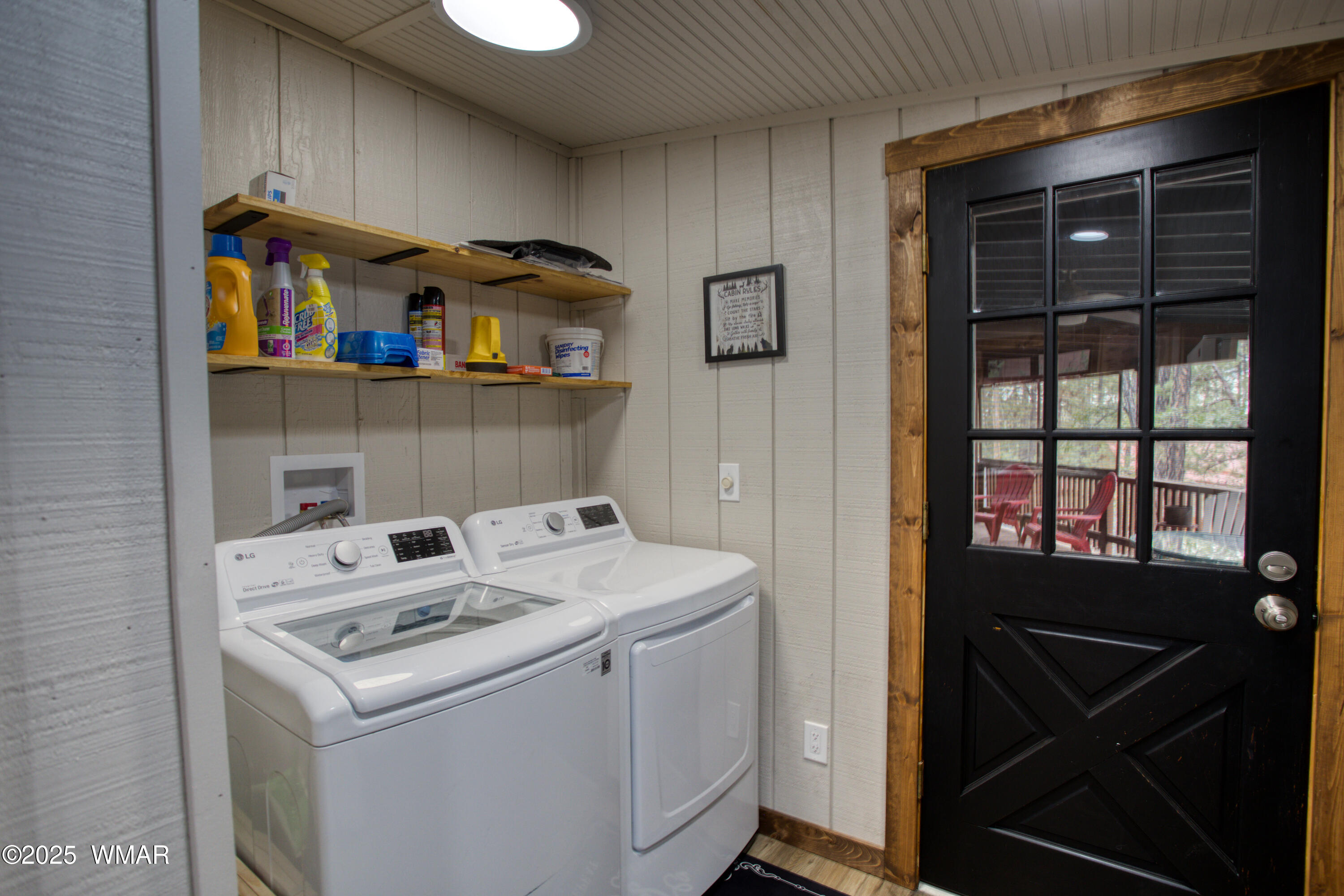 718 Eagle Loop Lakeside, AZ 85929 - Photo 11 of 36 Laundry Area
