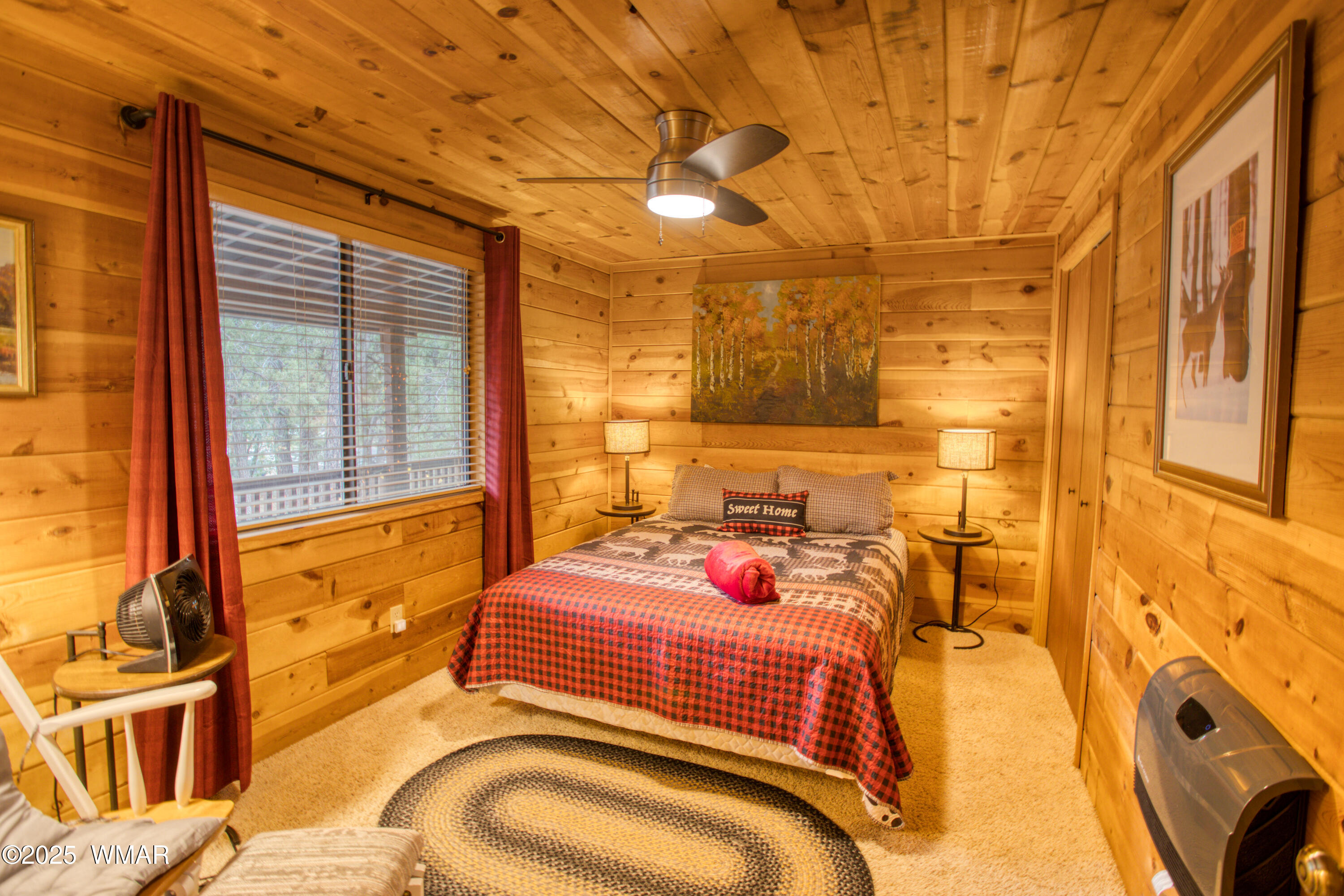 718 Eagle Loop Lakeside, AZ 85929 - Photo 12 of 36 Downstairs Bedroom 1