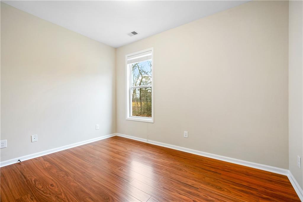 2569 Ingram Road Duluth, GA 30096 - Photo 14 of 36