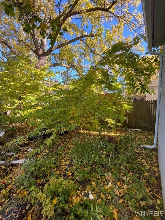 64 Roycroft Drive Rochester, NY 14621 - Photo 2 of 13