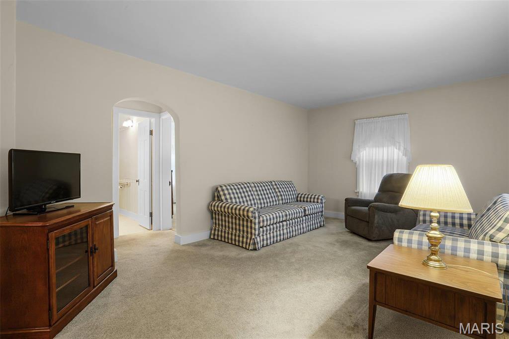 11020 Highway 100 Berger, MO 63014 - Photo 13 of 38