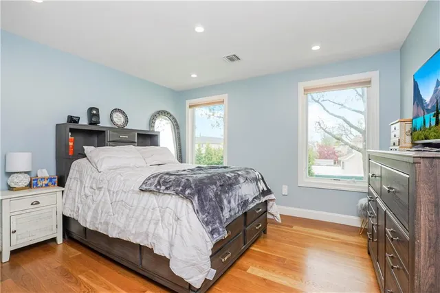 $1,625,000 | 21 Sprague Avenue | Tottenville