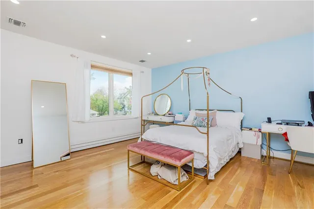 $1,625,000 | 21 Sprague Avenue | Tottenville