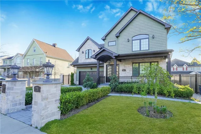 $1,625,000 | 21 Sprague Avenue | Tottenville