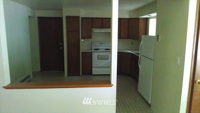 607 Sheridan Road Bremerton, WA 98310 - Photo 10 of 14