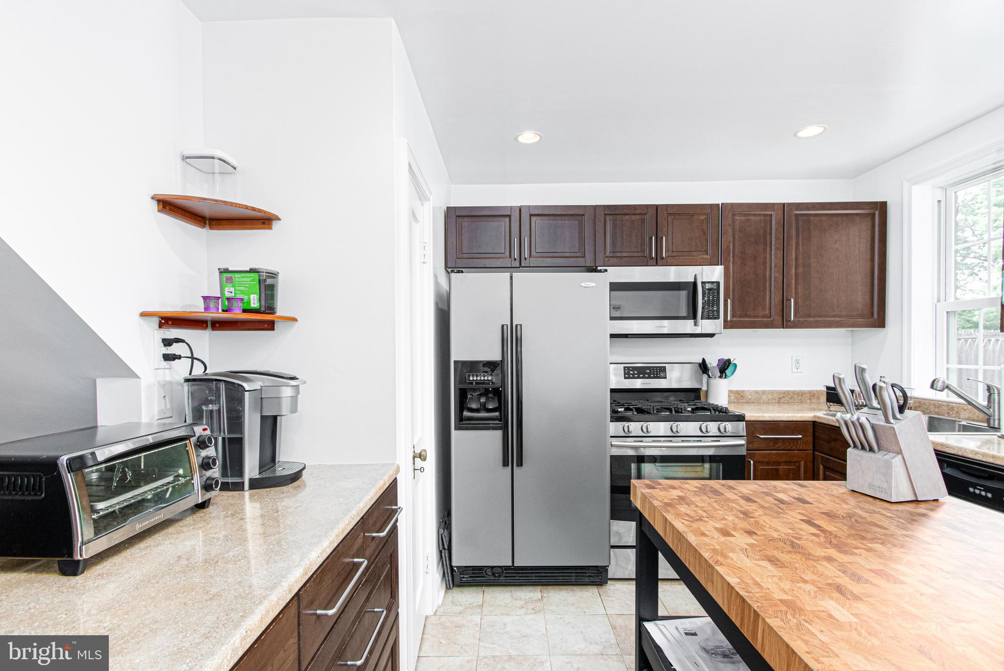 1668 Yakona Road Baltimore, MD 21286 - Photo 20 of 50 Spacious and bright kitchen in rear of home