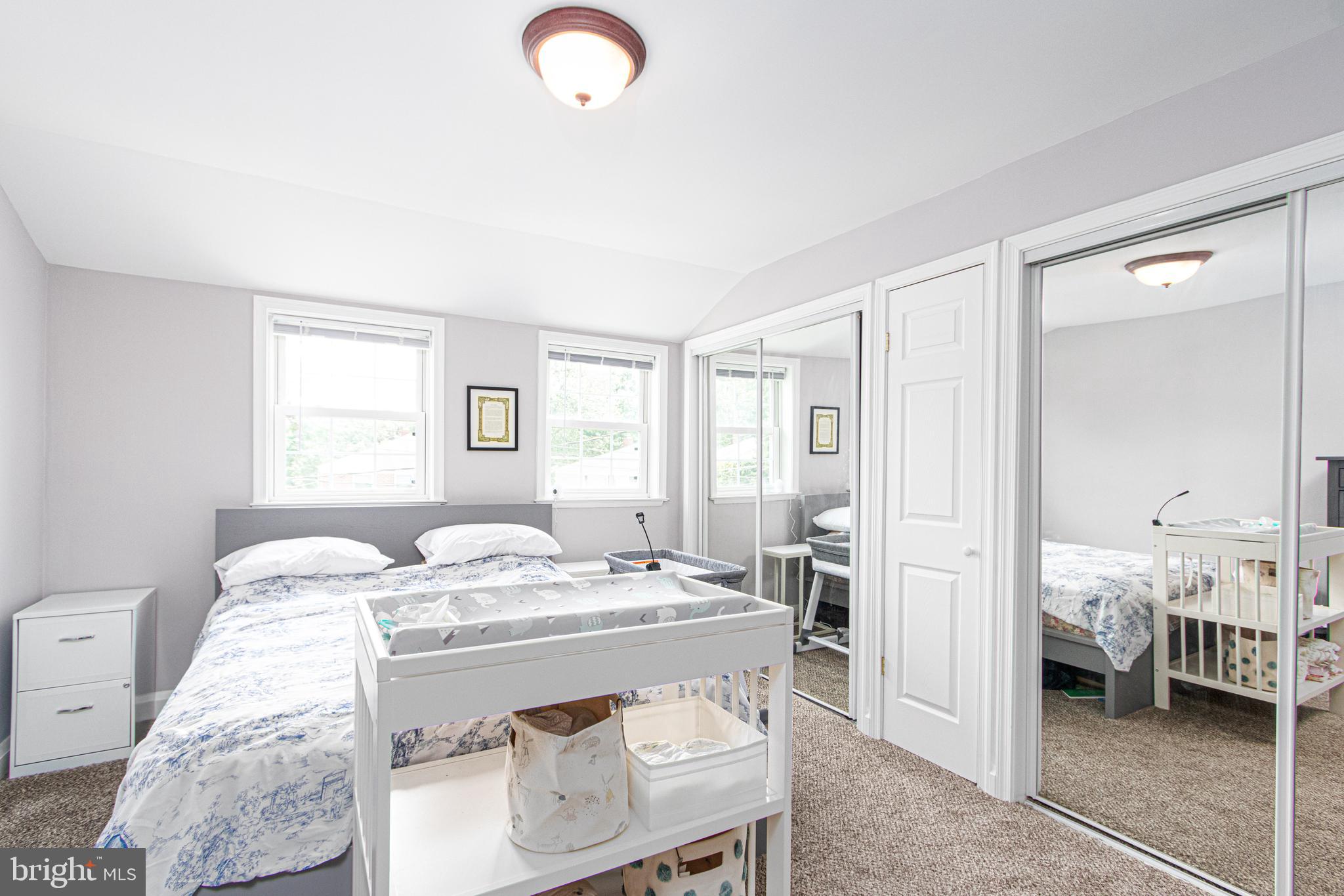 1668 Yakona Road Baltimore, MD 21286 - Photo 22 of 50 Large master w high arch ceiling!
