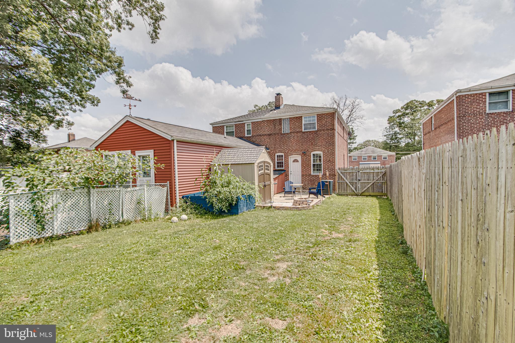 1668 Yakona Road Baltimore, MD 21286 - Photo 50 of 50 Great exterior all the way around!