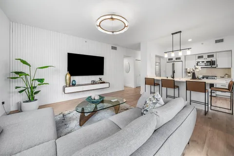 $875,000 | 250 Northeast 3rd Avenue, Unit 1209, Delray Beach, FL 33444