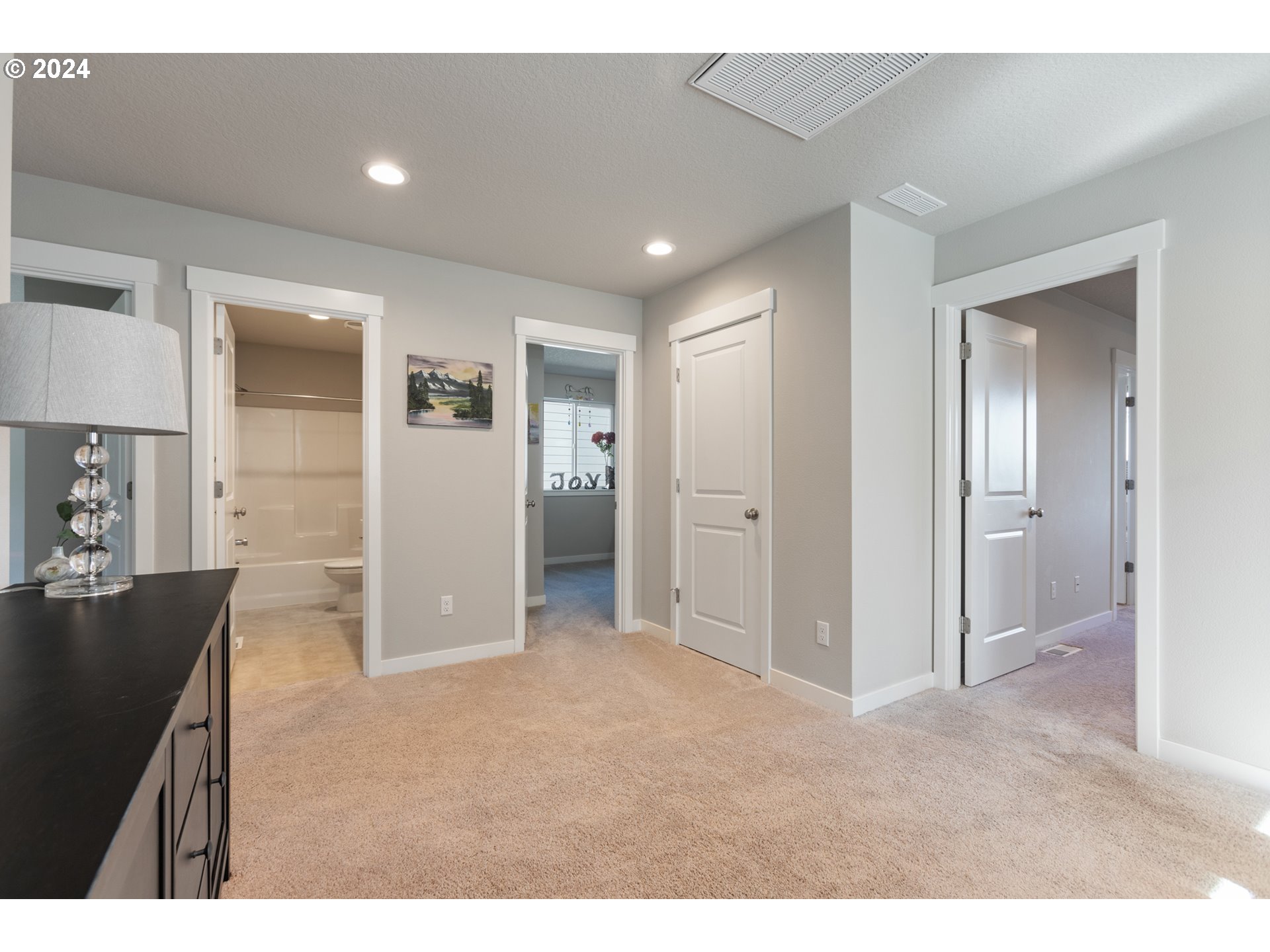 15402 Southeast Baden Powell Road Happy Valley, OR 97086 - Photo 12 of 34 Gallery Image 12