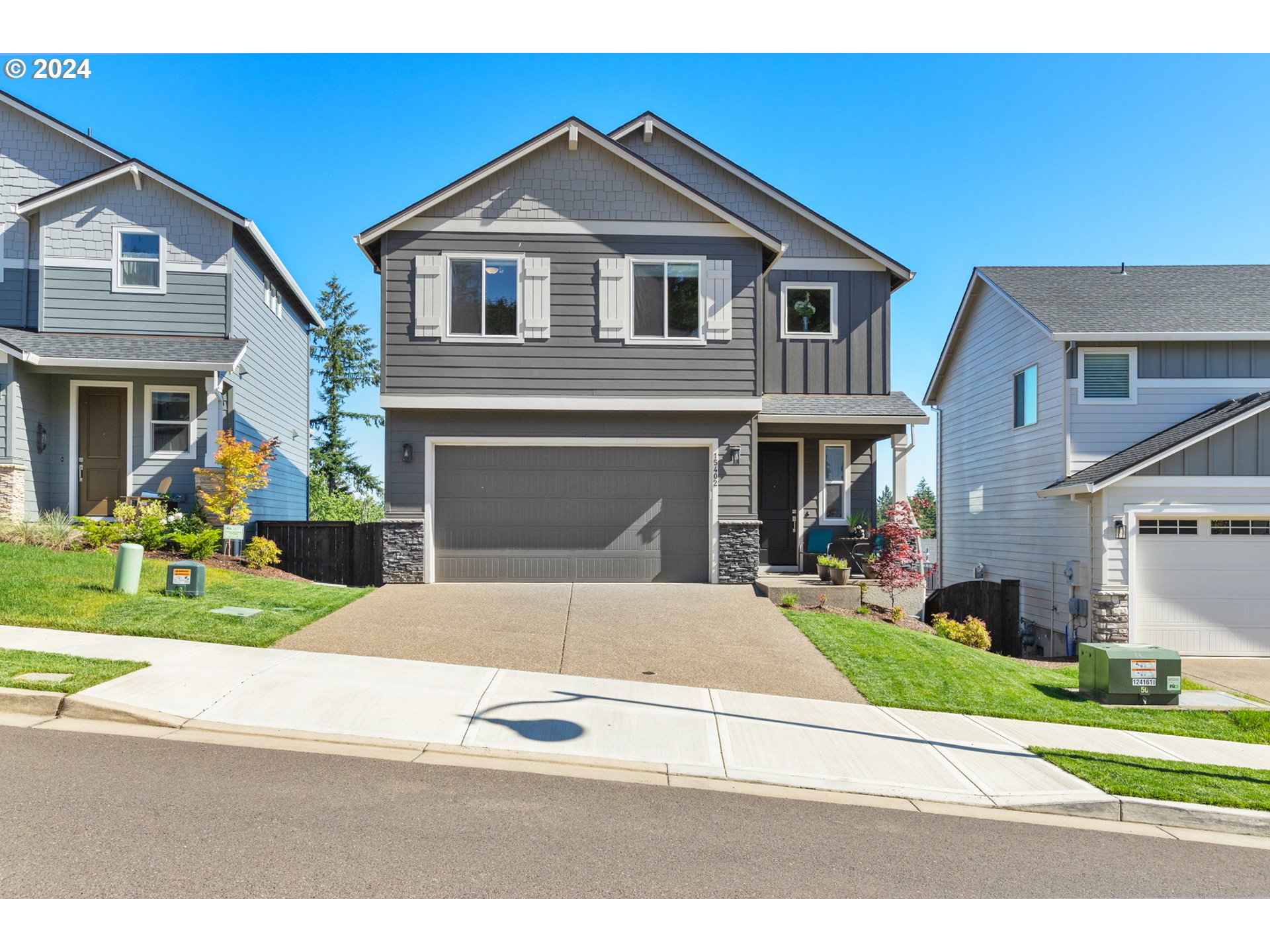 15402 Southeast Baden Powell Road Happy Valley, OR 97086 - Photo 3 of 34 Gallery Image 3
