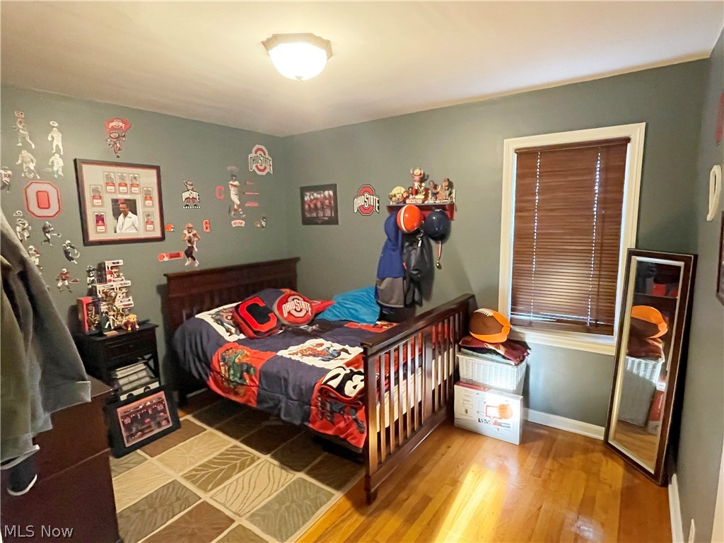 5528 Huron Road Lyndhurst, OH 44124 - Photo 14 of 26 First Floor Bedroom