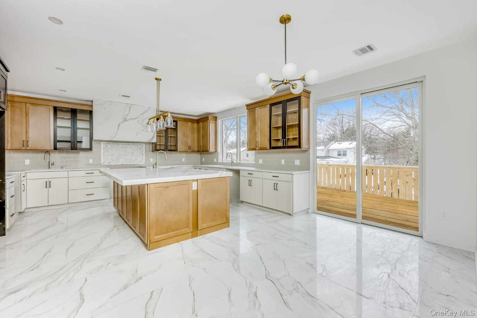 619 Union Road, Unit 202 Spring Valley, NY 10977 - Photo 7 of 37