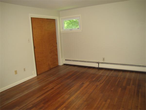61 Ashmore Road Worcester, MA 01602 - Photo 19 of 30