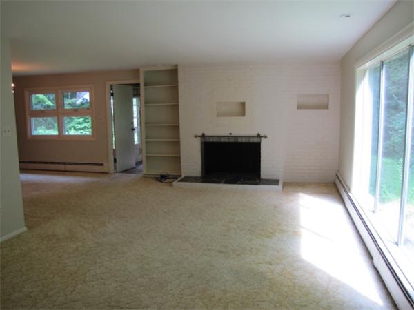 61 Ashmore Road Worcester, MA 01602 - Photo 5 of 30